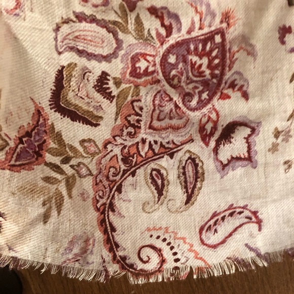 Scarf - Picture 3 of 4